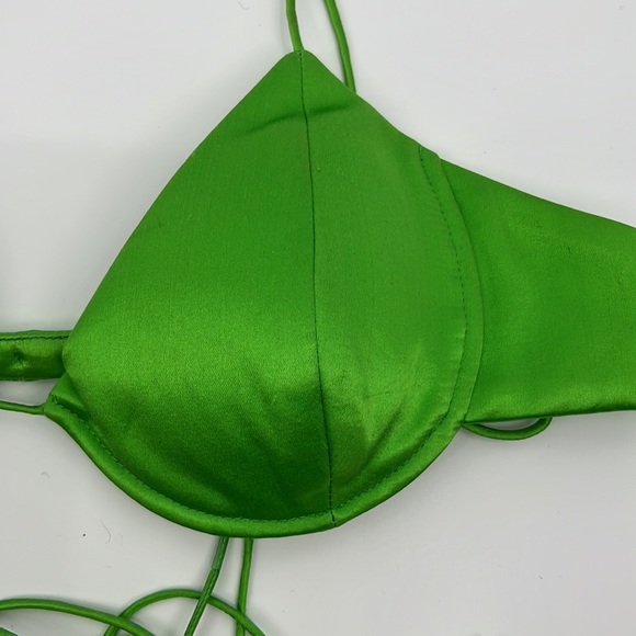 Alex Perry Comer Bralette in Apple - Picture 7 of 11